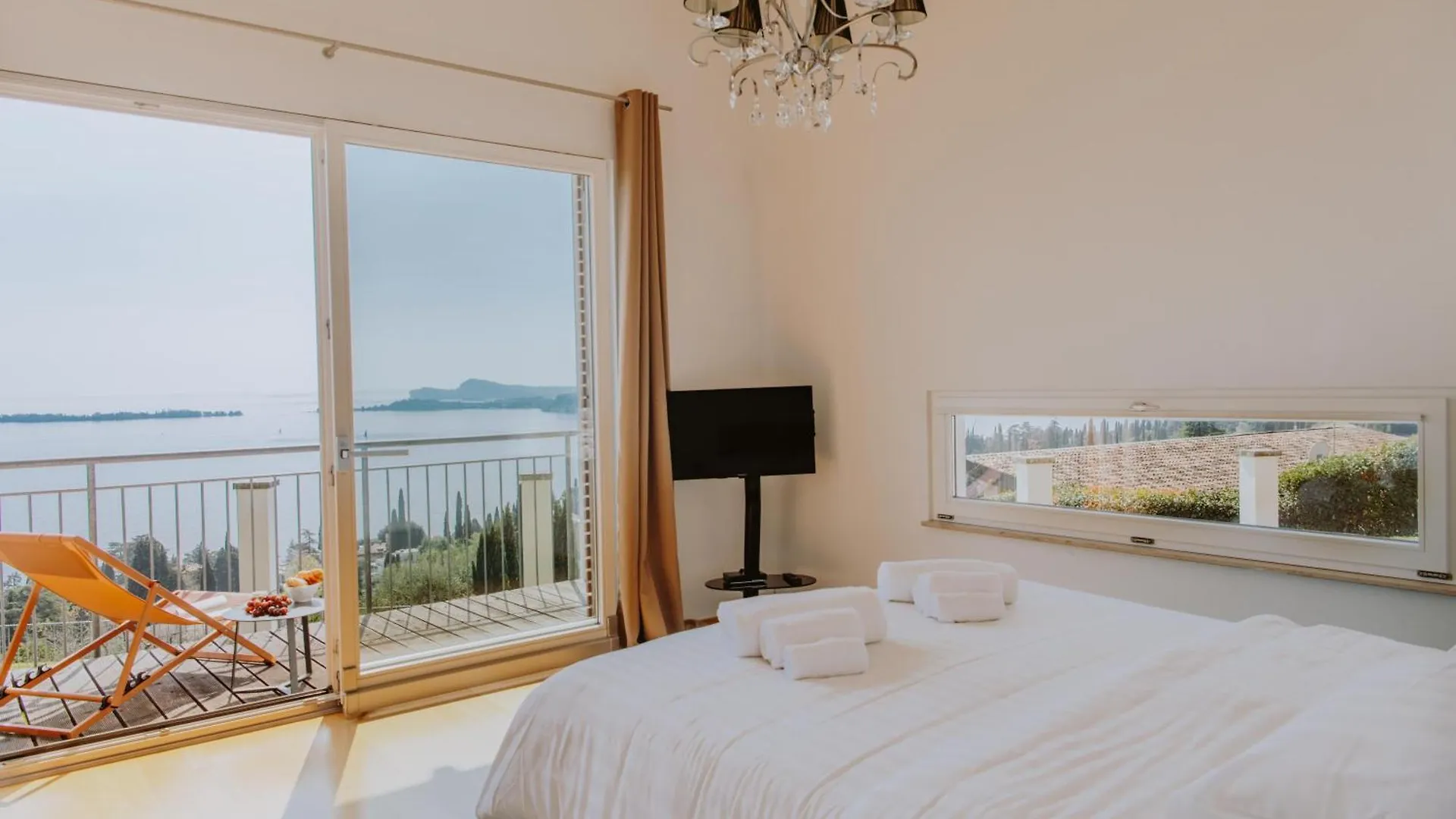 Villa Albachiara, Private Luxury Villa With Private Pool And Lake View Gardone Riviera