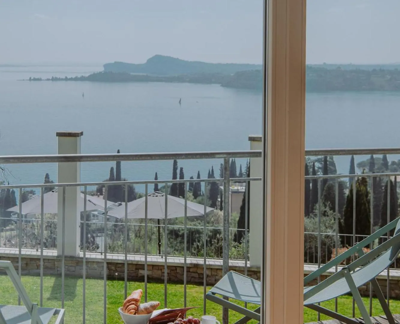 Villa Albachiara, Private Luxury Villa With Private Pool And Lake View Gardone Riviera