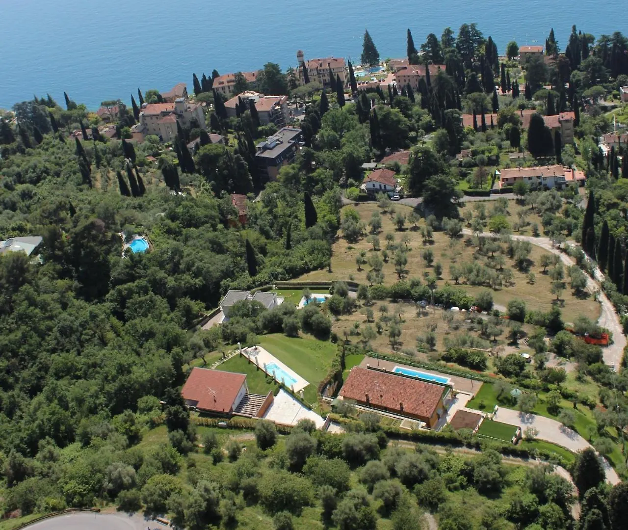 Villa Albachiara, Private Luxury Villa With Private Pool And Lake View Gardone Riviera