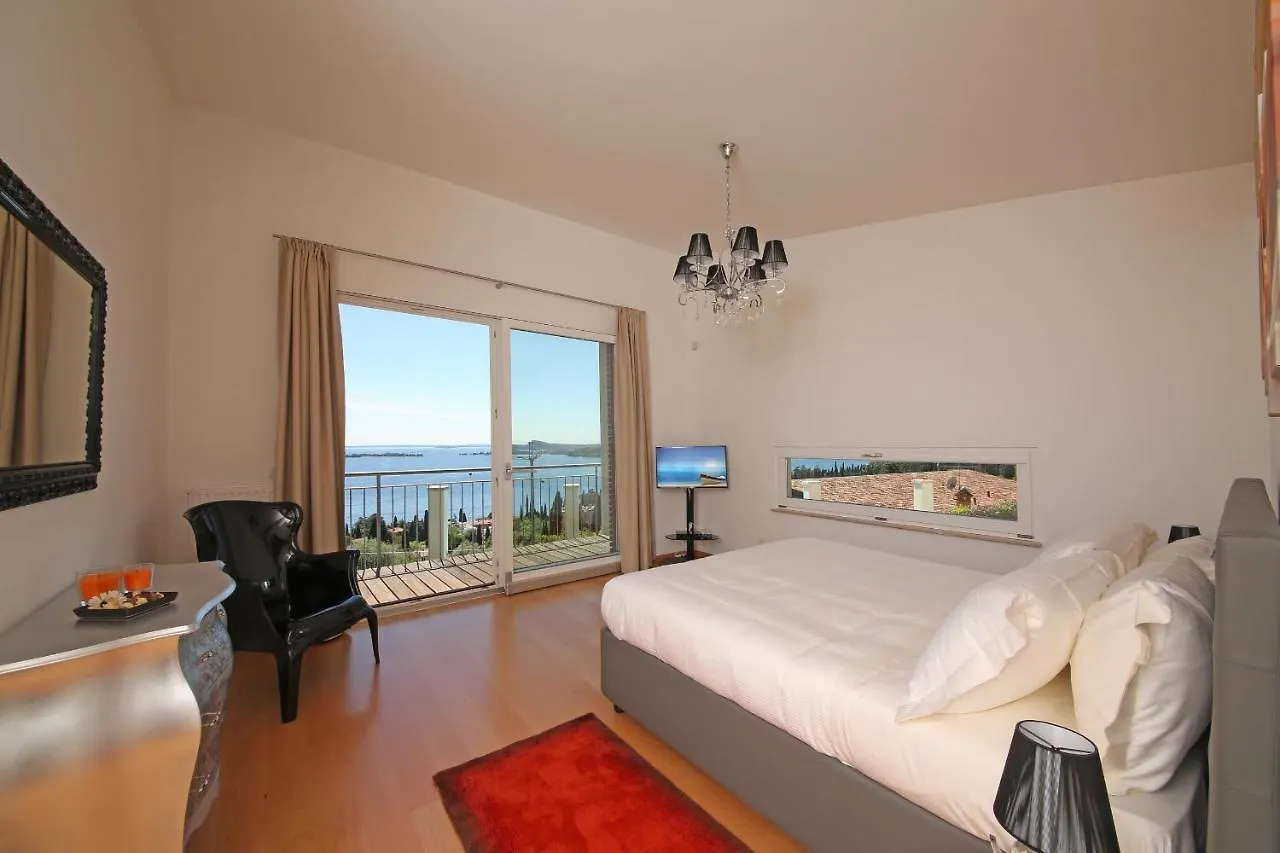 Villa Albachiara, Private Luxury Villa With Private Pool And Lake View Gardone Riviera Italy